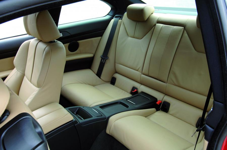  BMW M3 2008 года  (фото 19 из 219)